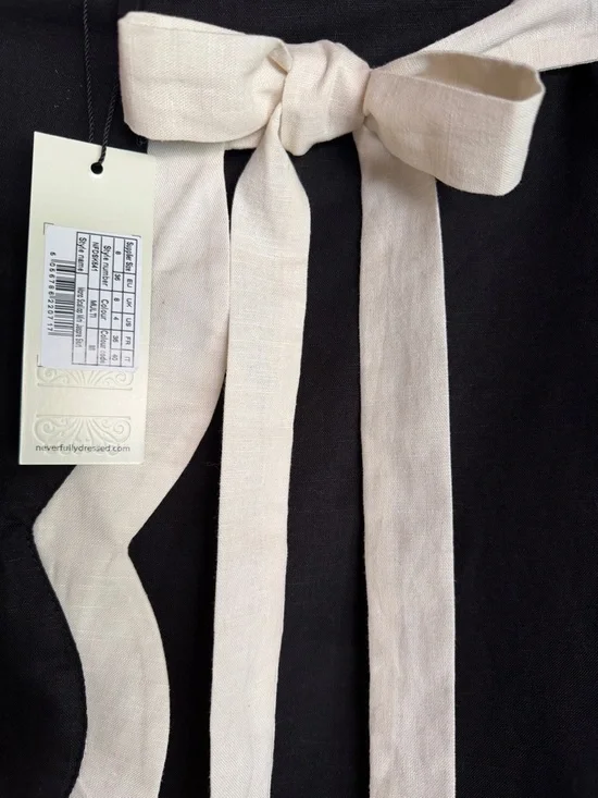 NEVER FULLY DRESSED Scallop Mini Jaspre Skirt - Picture 10 of 10